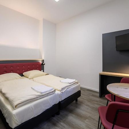 Royale Apartaments Central City Кьолн Екстериор снимка